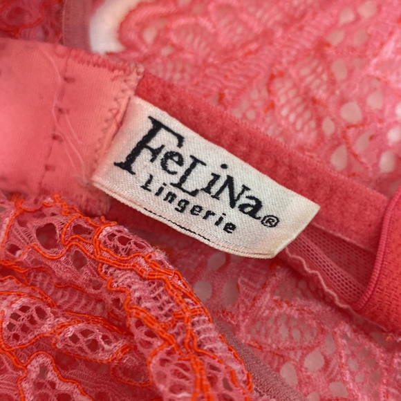 FELINA Bra and panty set - salmon pink - great condition - Picture 7 of 7